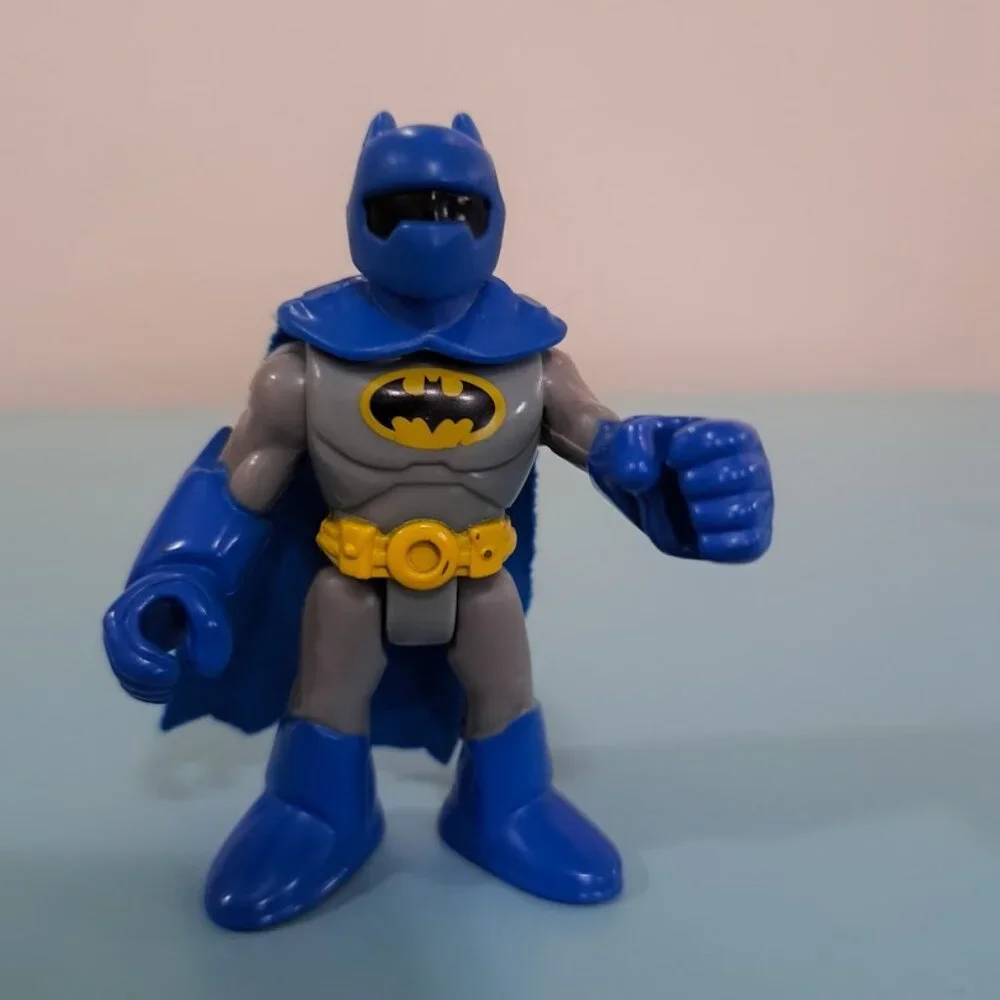 Imaginext DC Super Friends Batmobile driver blue and‎ grey batman
